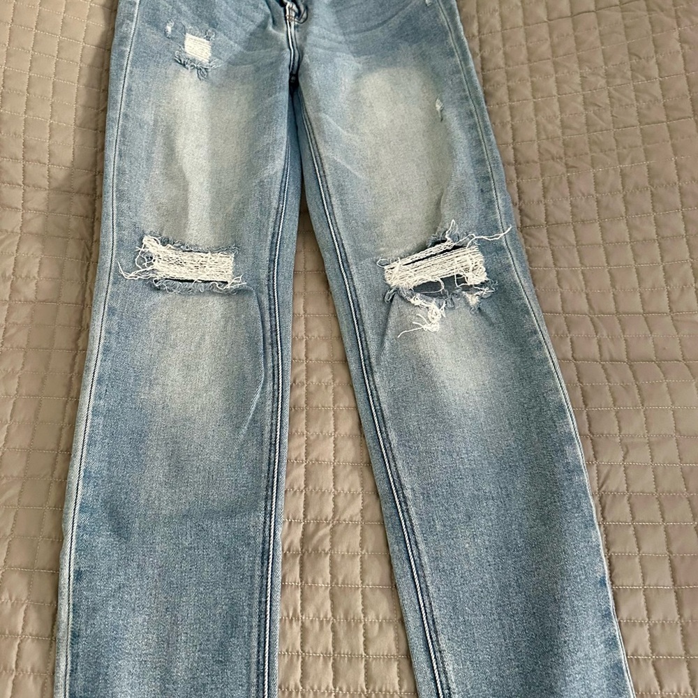Trendy Light Blue Distressed Skinny Jeans